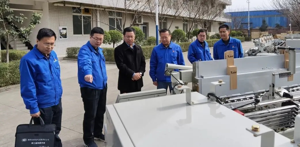 1615898193344086.jpg 640.webp (3).jpg