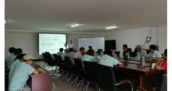 ▌長(zhǎng)嶺紡電新聞 ▌紡電公司開(kāi)展“走近紡企，服務(wù)用戶”技術(shù)培訓(xùn)活動(dòng)